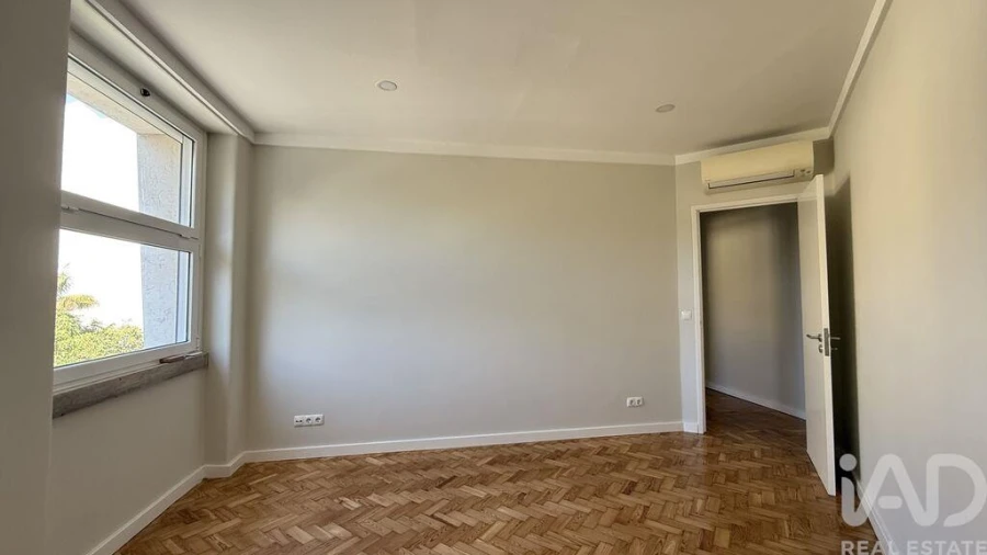 Apartamento T2 para Arrendamento em Avenidas Novas Foto 25