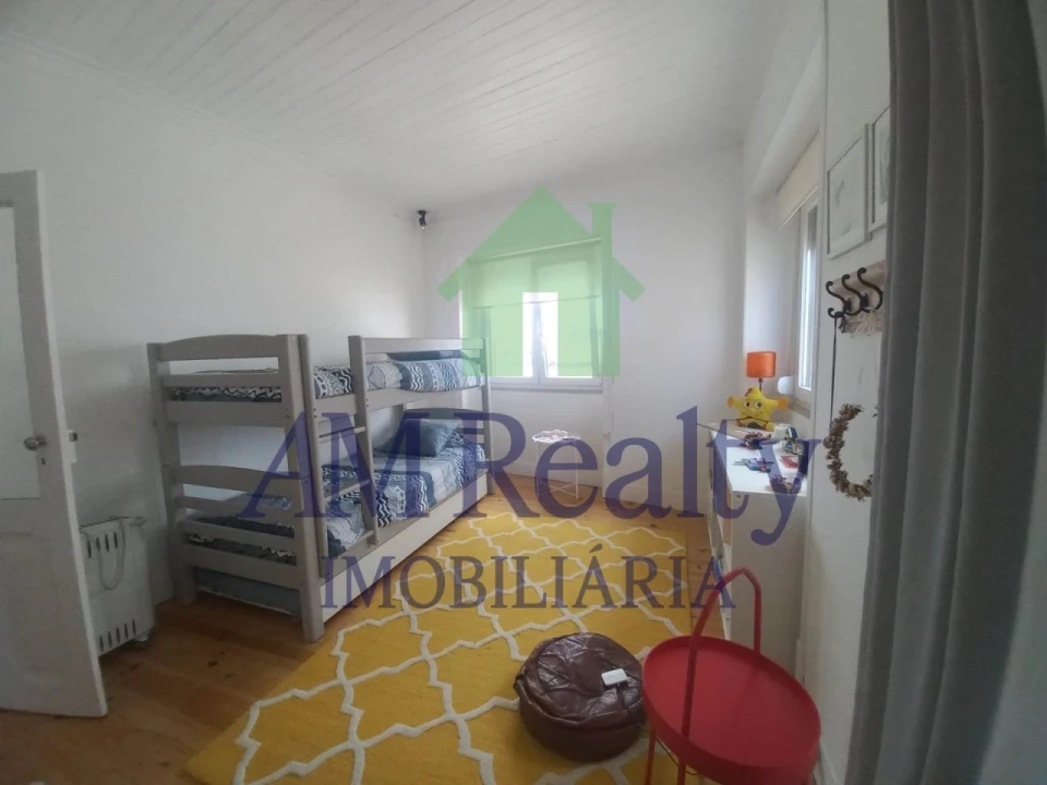Moradia T4 para Venda em Peral Foto 5