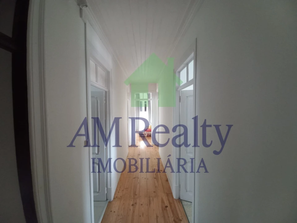 Moradia T4 para Venda em Peral Foto 7