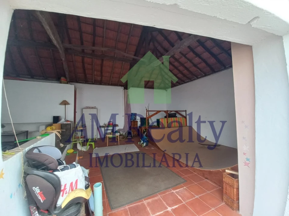 Moradia T4 para Venda em Peral Foto 15