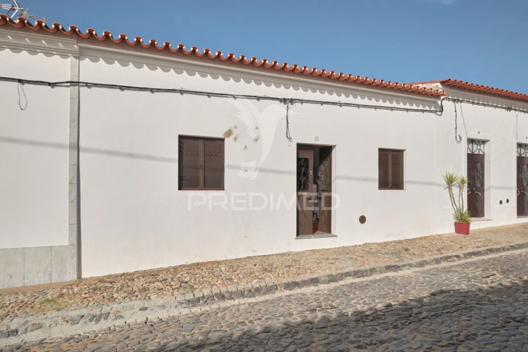 Moradia T4 para Venda em Santo Agostinho e São João Baptista e Santo Amador Foto 2