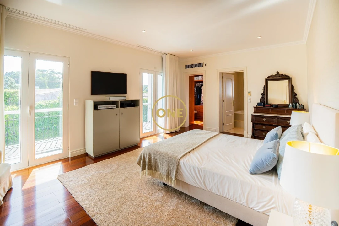 Moradia T5 para Venda em Rabo de Peixe Foto 33