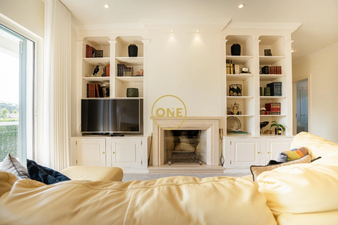 Moradia T5 para Venda em Rabo de Peixe Foto 27