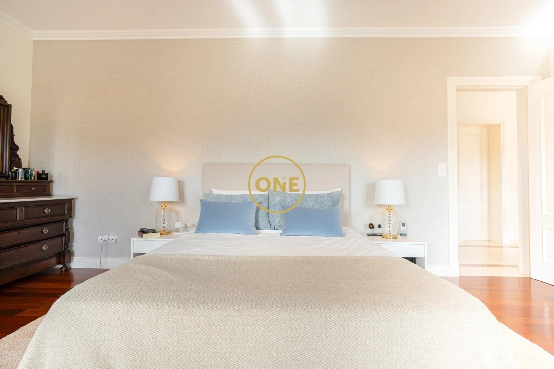 Moradia T5 para Venda em Rabo de Peixe Foto 36