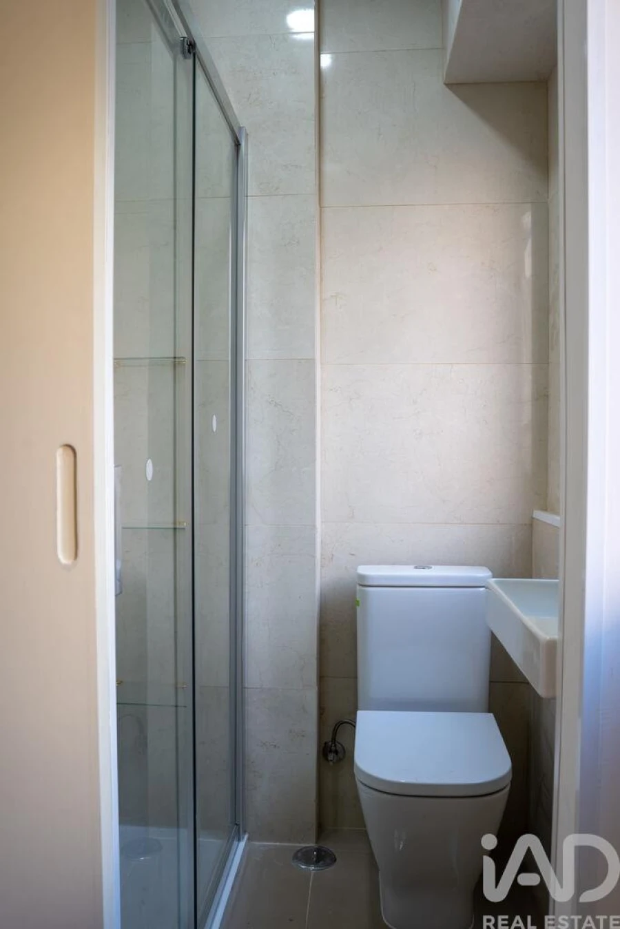 Apartamento T4 para Arrendamento em Avenidas Novas Foto 18