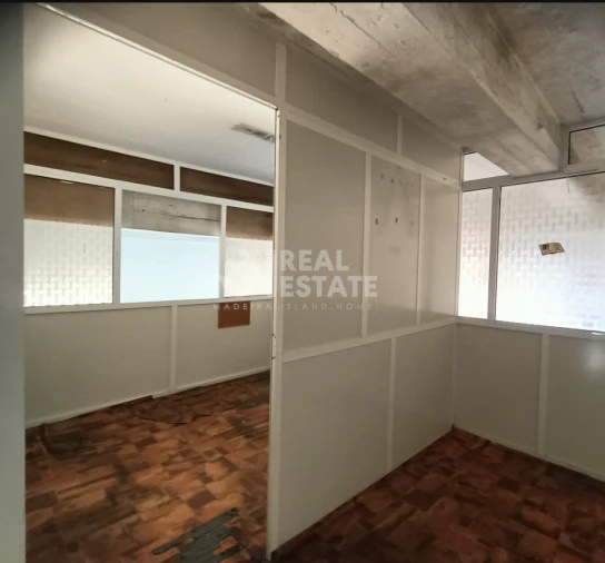 Moradia T3 para Venda em Canhas Foto 42