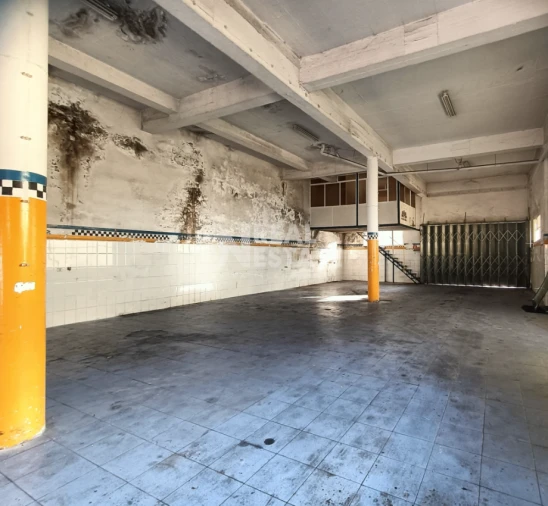 Moradia T3 para Venda em Canhas Foto 43