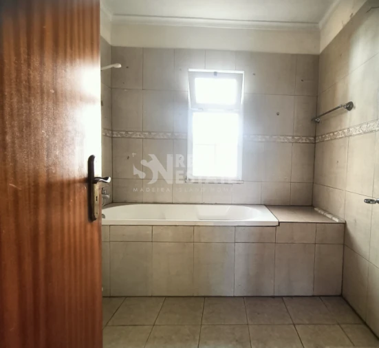 Moradia T3 para Venda em Canhas Foto 26