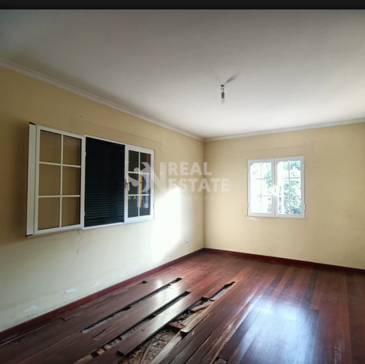 Moradia T3 para Venda em Canhas Foto 18