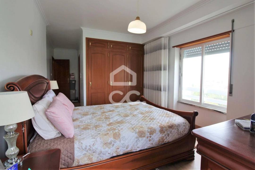 Apartamento T3 para Arrendamento em Odivelas Foto 16