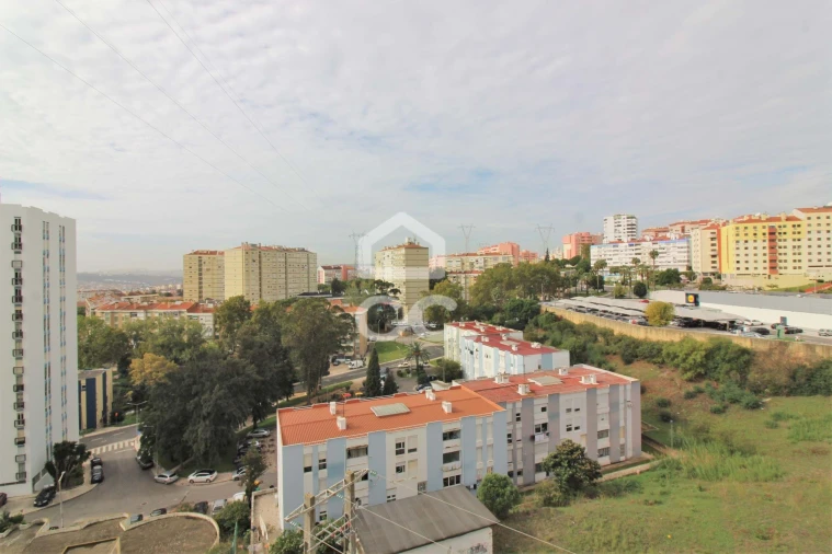 Apartamento T3 para Arrendamento em Odivelas Foto 19