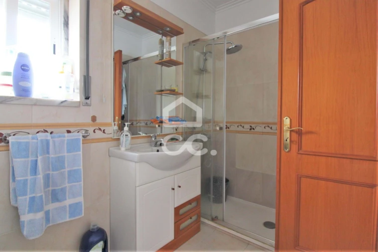 Apartamento T3 para Arrendamento em Odivelas Foto 20