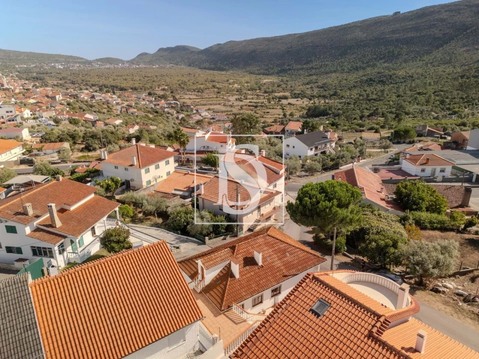 Moradia T3 para Venda em Mira de Aire Foto 21