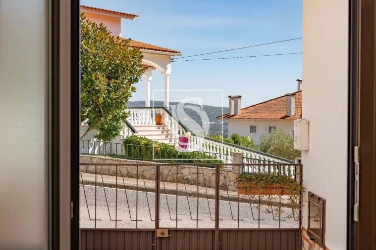 Moradia T3 para Venda em Mira de Aire Foto 23