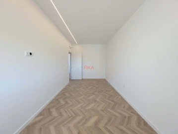 Apartamento T3 para Venda em União das Freguesias de Setúbal