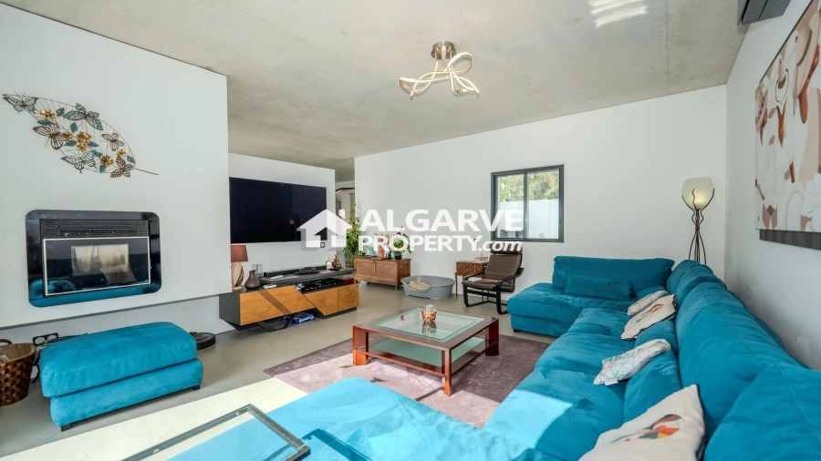 Moradia T4 para Venda em Almancil Foto 26