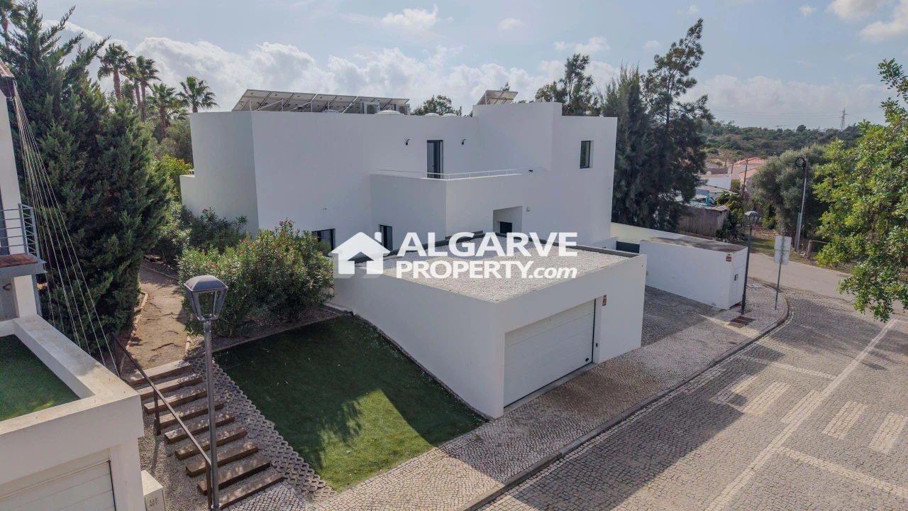 Moradia T4 para Venda em Almancil Foto 28