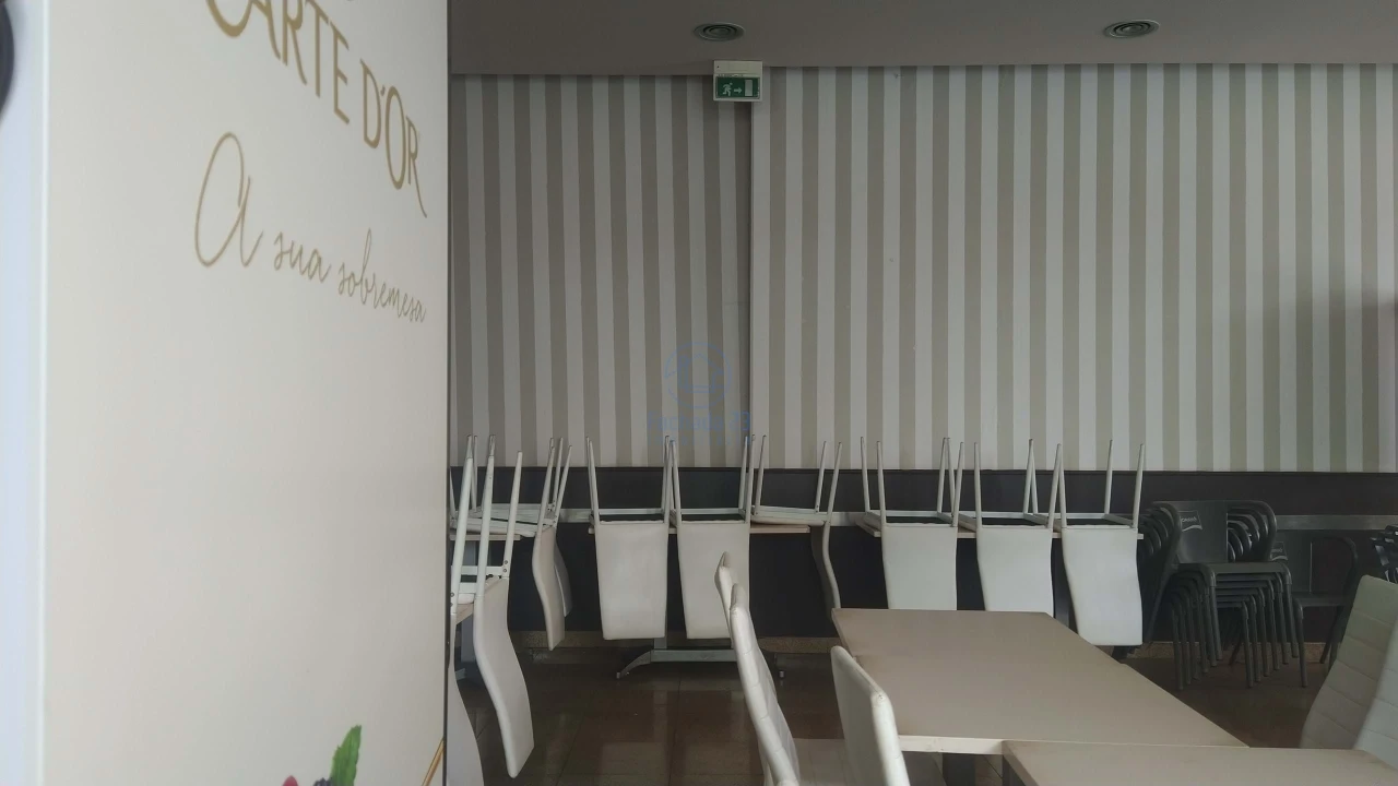 Negócio para Venda em Pedrouços Foto 8