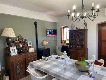 Moradia T5 para Venda em Loule (São Clemente)