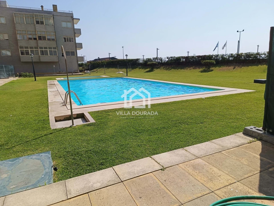 Apartamento T3 para Arrendamento em Póvoa de Varzim, Beiriz e Argivai Foto 1