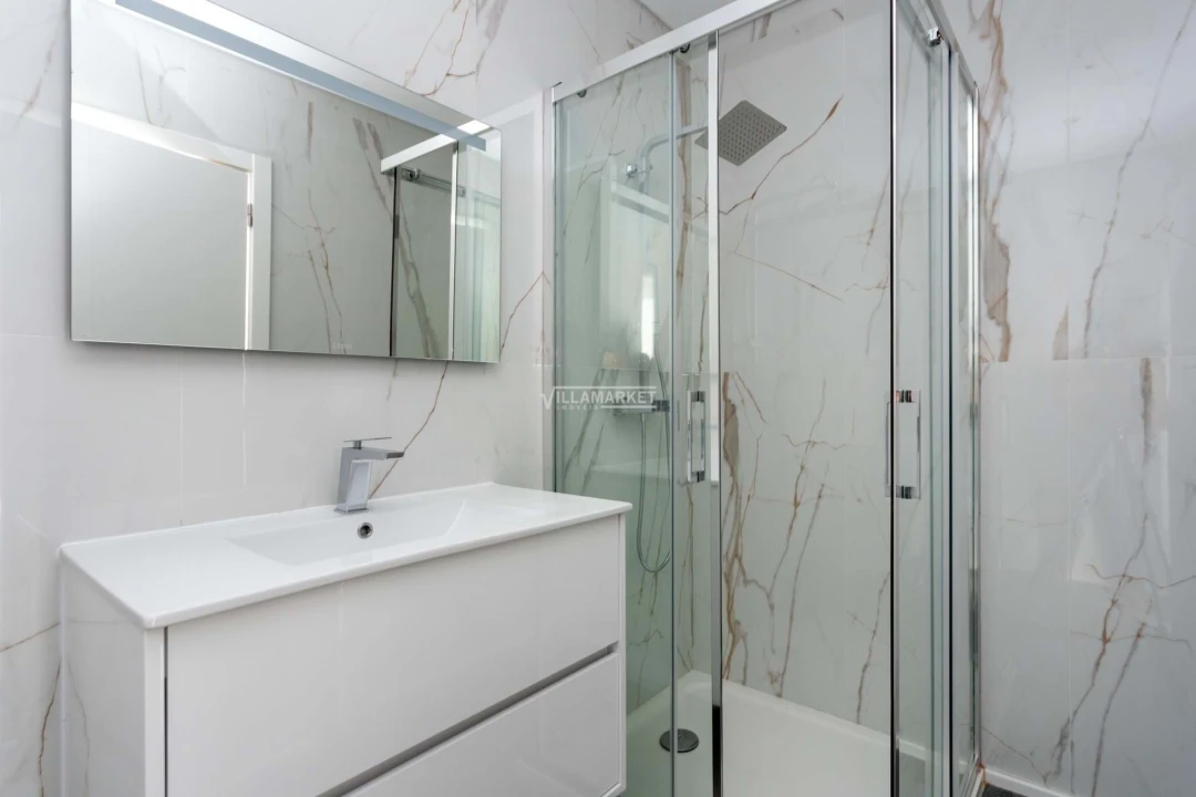 Apartamento T3 para Venda em Quelfes Foto 22