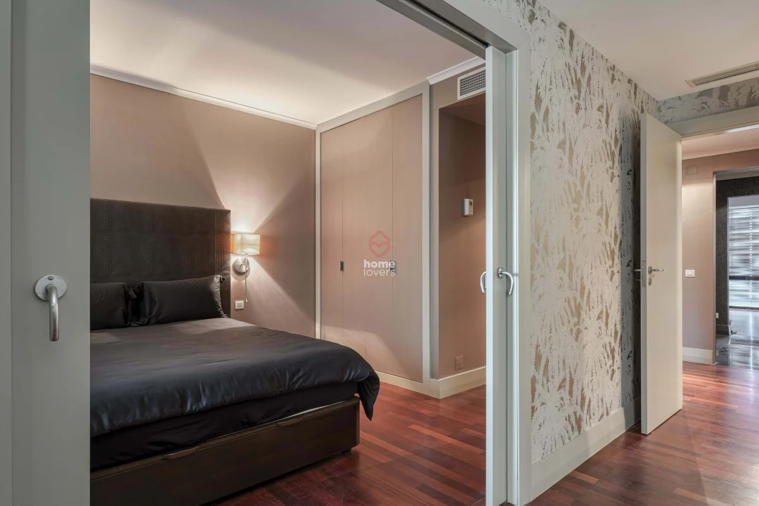 Apartamento T2 para Venda em Parque das Nações Foto 8