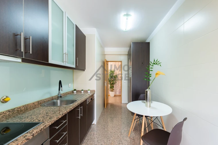 Apartamento T2 para Venda em Valongo Foto 11