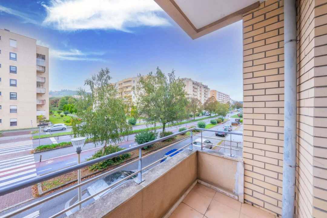 Apartamento T2 para Venda em Valongo Foto 5