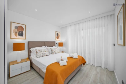 Apartamento T2 para Arrendamento em Quarteira
