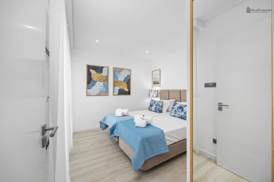 Apartamento T2 para Arrendamento em Quarteira Foto 13