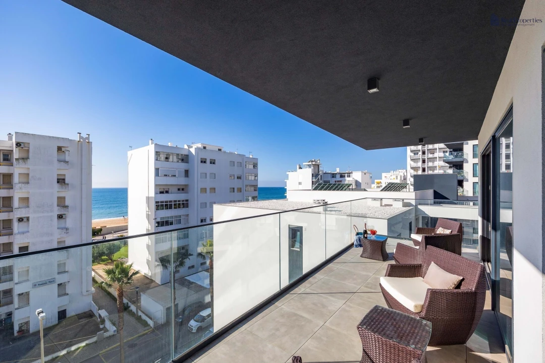 Apartamento T2 para Arrendamento em Quarteira Foto 15