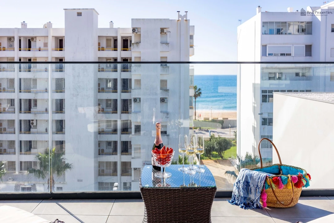 Apartamento T2 para Arrendamento em Quarteira Foto 16