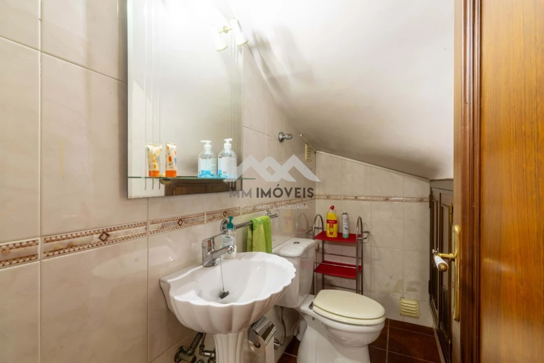 Moradia T4 para Venda em Cidade da Maia Foto 54