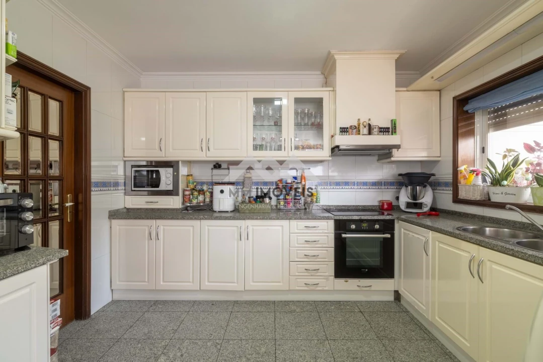 Moradia T4 para Venda em Cidade da Maia Foto 21