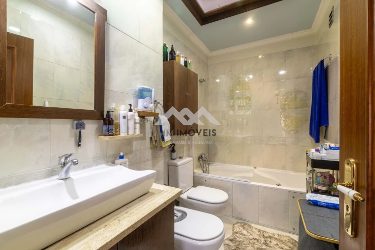 Moradia T4 para Venda em Cidade da Maia Foto 41