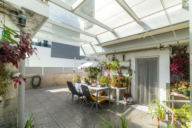 Moradia T4 para Venda em Cidade da Maia Foto 17