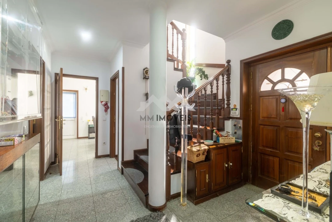 Moradia T4 para Venda em Cidade da Maia Foto 60