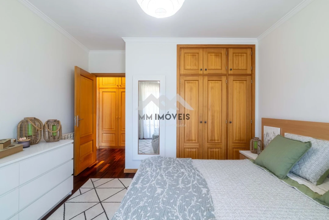 Apartamento T2 para Venda em Nogueira e Silva Escura Foto 14