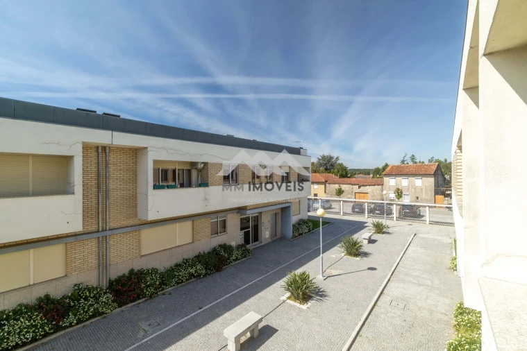 Apartamento T2 para Venda em Nogueira e Silva Escura Foto 13