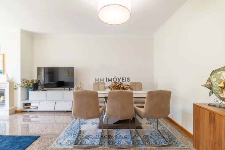 Apartamento T2 para Venda em Nogueira e Silva Escura Foto 34