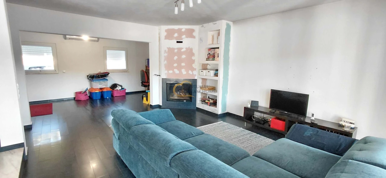 Moradia T3 para Venda em São Bartolomeu de Messines Foto 4