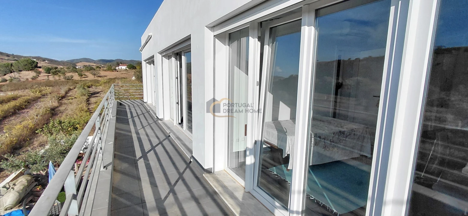 Moradia T3 para Venda em São Bartolomeu de Messines Foto 26