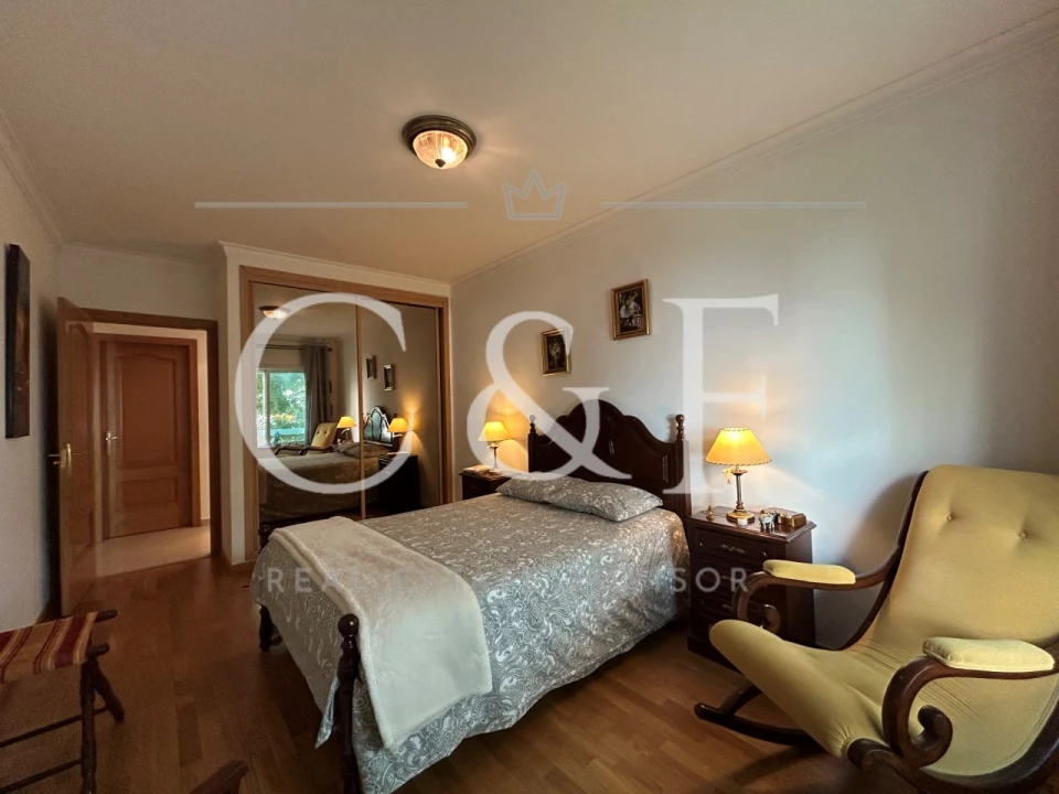 Apartamento T3 para Venda em Sacavém e Prior Velho Foto 13