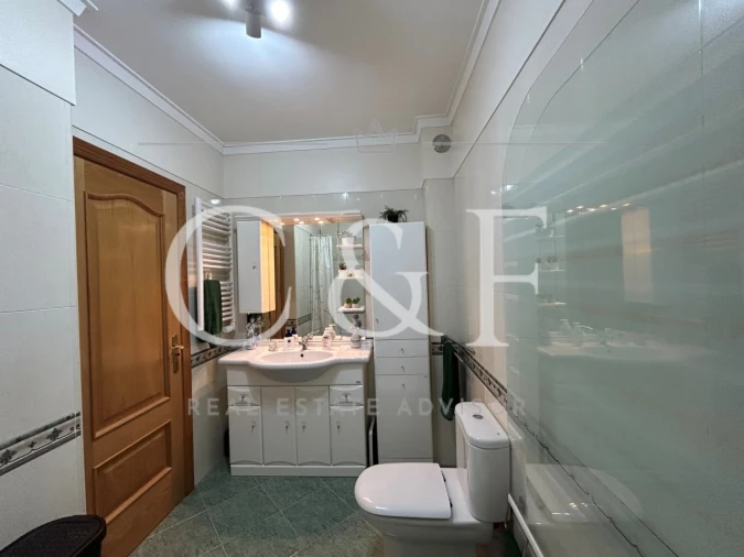 Apartamento T3 para Venda em Sacavém e Prior Velho Foto 17