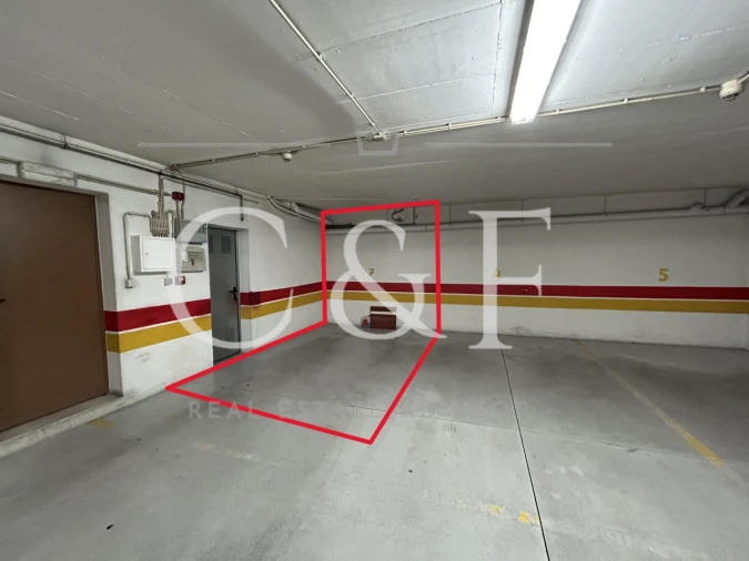 Apartamento T3 para Venda em Sacavém e Prior Velho Foto 19