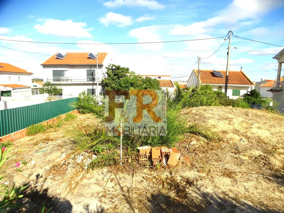 Terreno para Venda em Quinta do Conde Foto 1