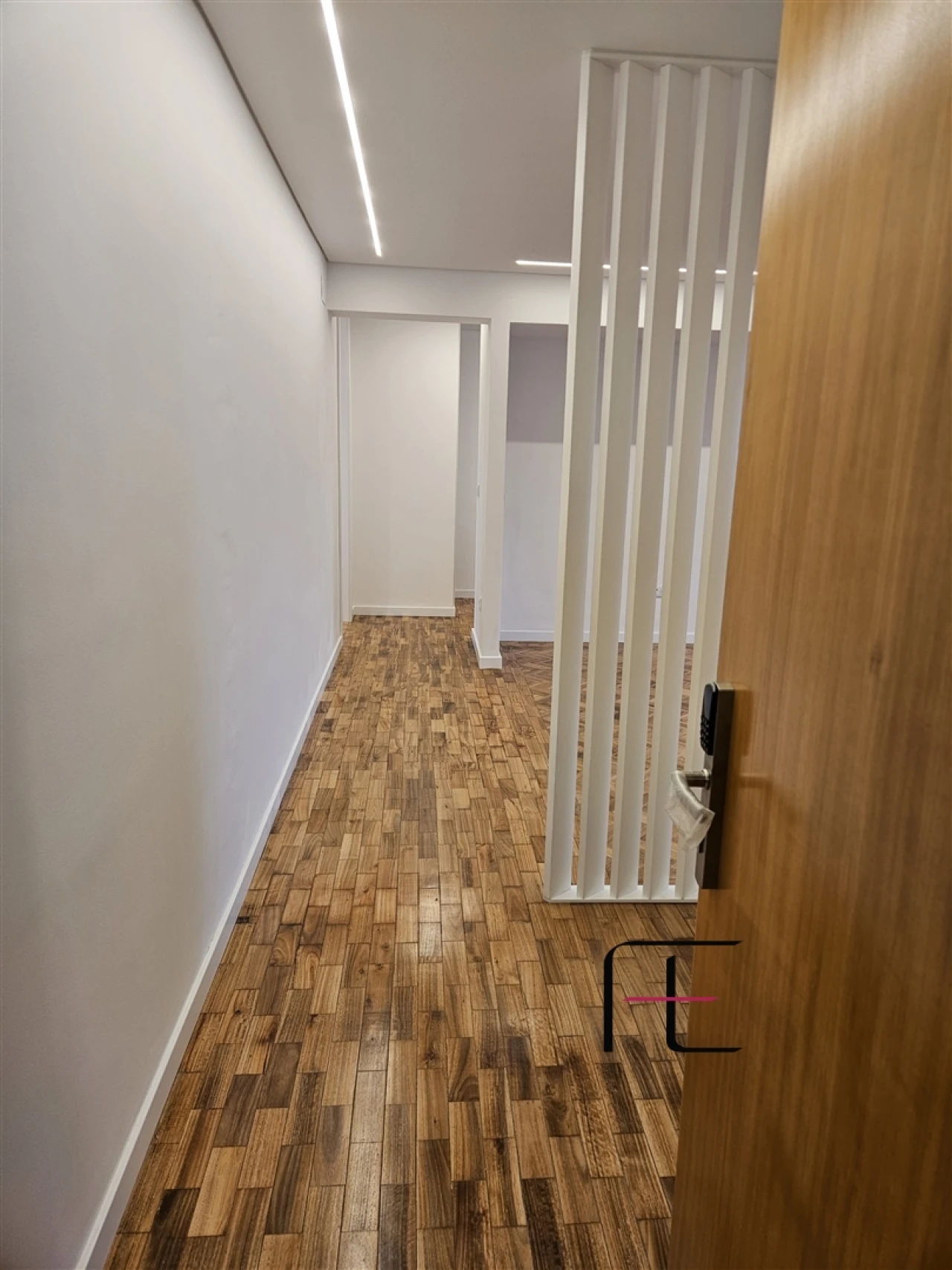 Apartamento T4 para Venda em Cedofeita, Santo Ildefonso, Sé, Miragaia, São Nicolau e Vitória Foto 9