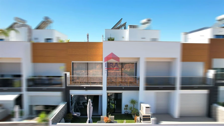 Moradia T0 para Venda em Quelfes