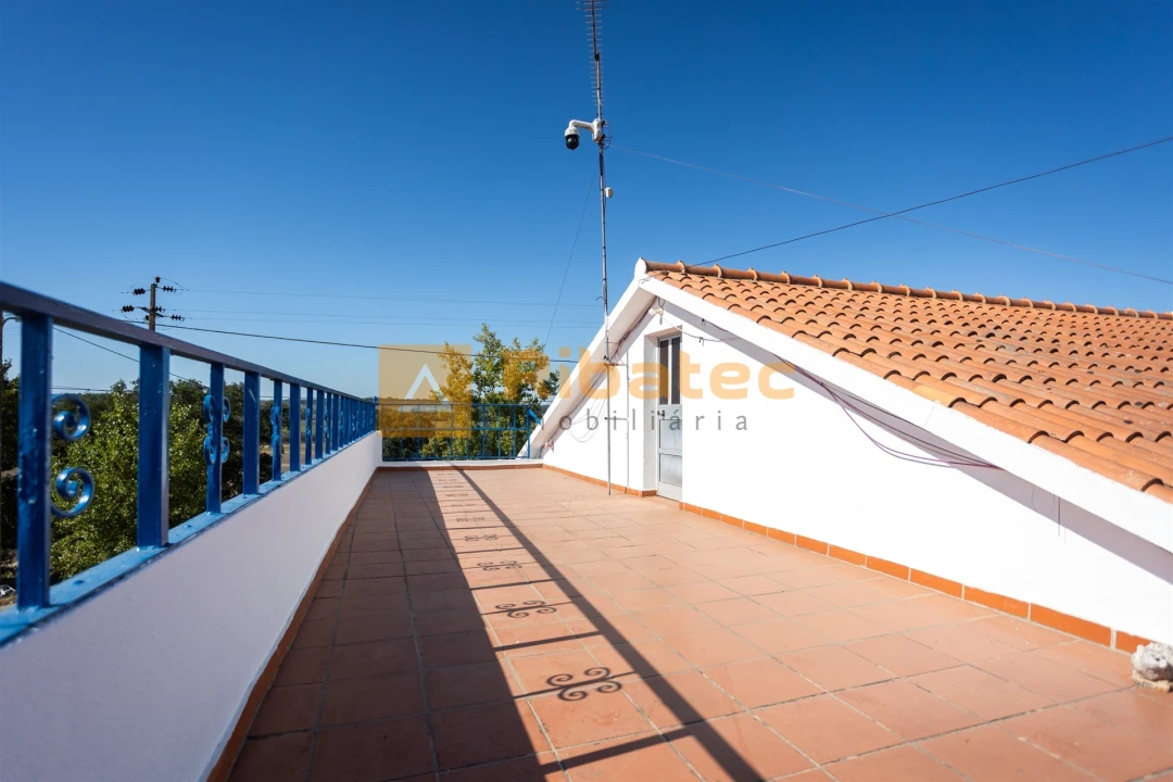 Moradia T3 para Venda em Couço Foto 28