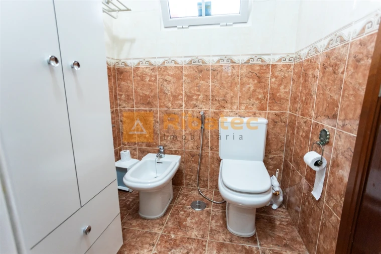 Moradia T3 para Venda em Couço Foto 21